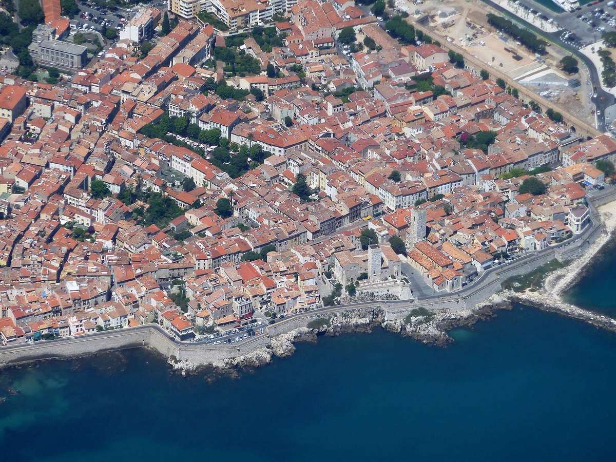 Antibes vue aerienne
